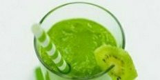 https://cdn.alza.cz/Foto/ImgGalery/Image/Article/spenatove smoothie zelena bohyne 2.jpg